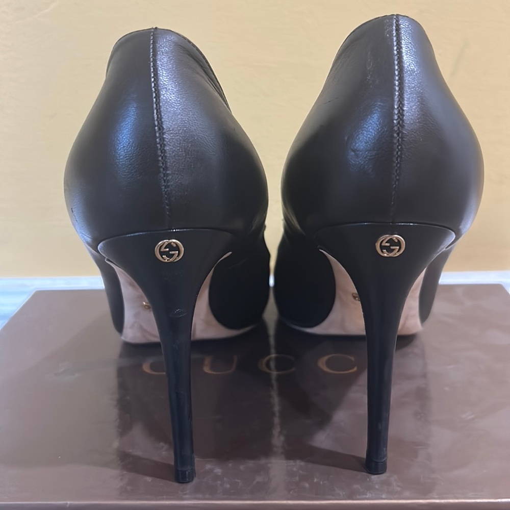 GUCCI #338776 Black leather Jennifer Pumps 39 1/2 IT, 9 US